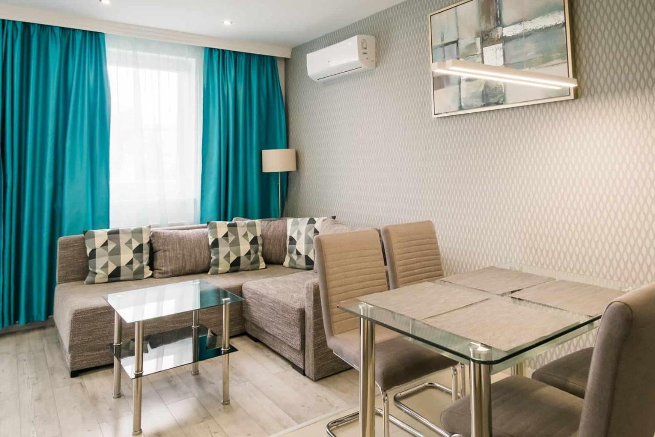 Devai-Lux Apartman Sárvár Buitenkant foto